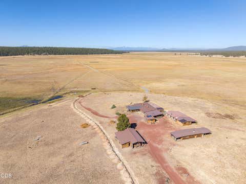 Tiny photo for 300 Road 49 Silverlake Highway, Chiloquin, OR 97624 (MLS # 220224864)
