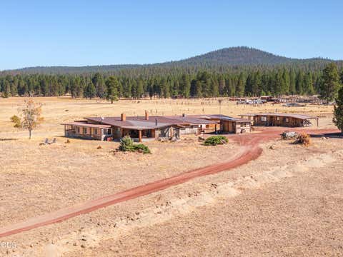 Tiny photo for 300 Road 49 Silverlake Highway, Chiloquin, OR 97624 (MLS # 220224864)