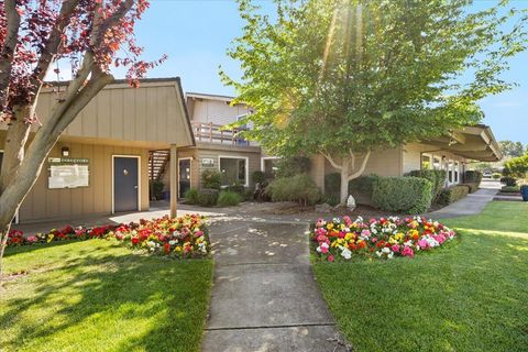 2252 Table Rock Road SPC 128 Medford OR 97501