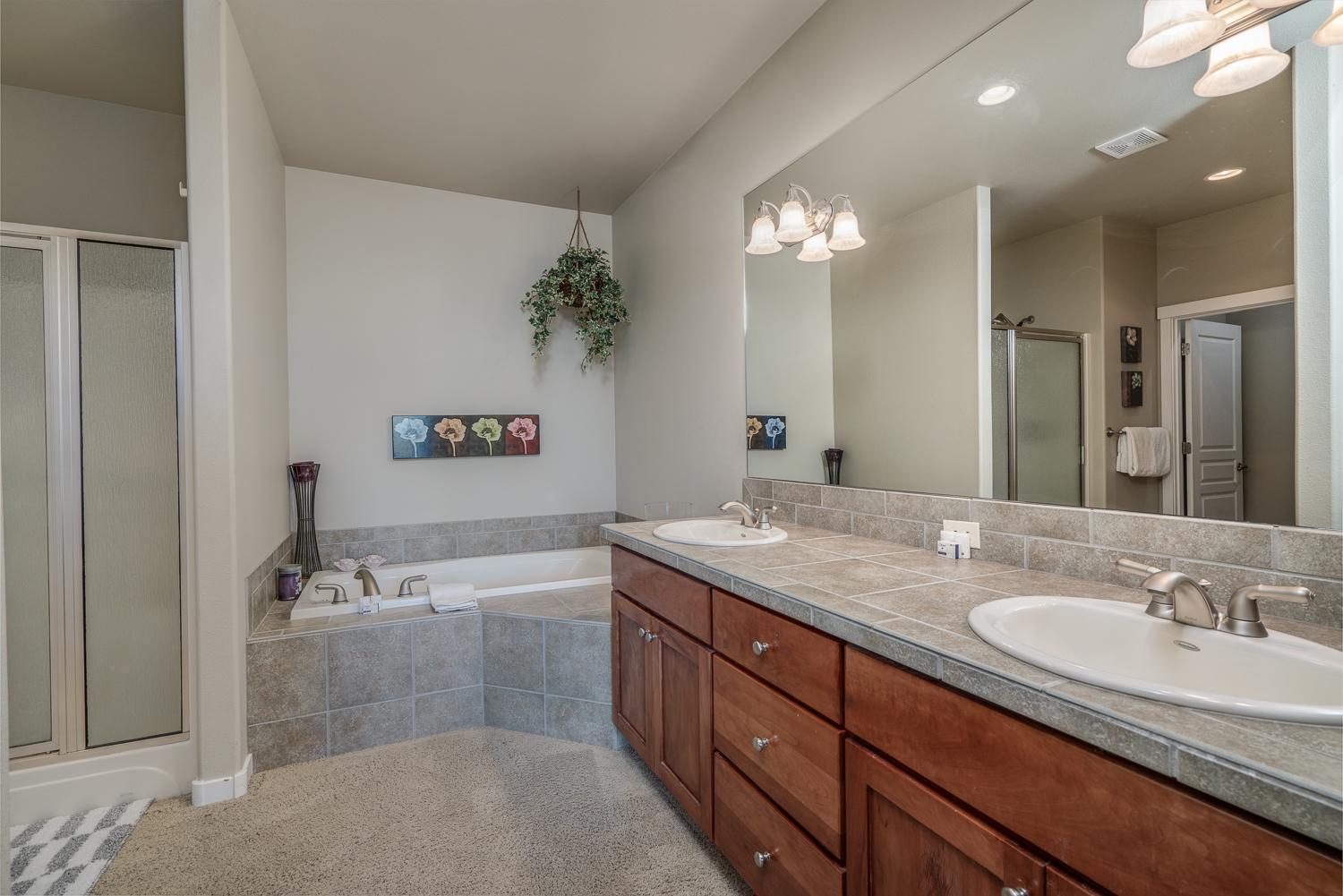 Eagle Crest - Residential