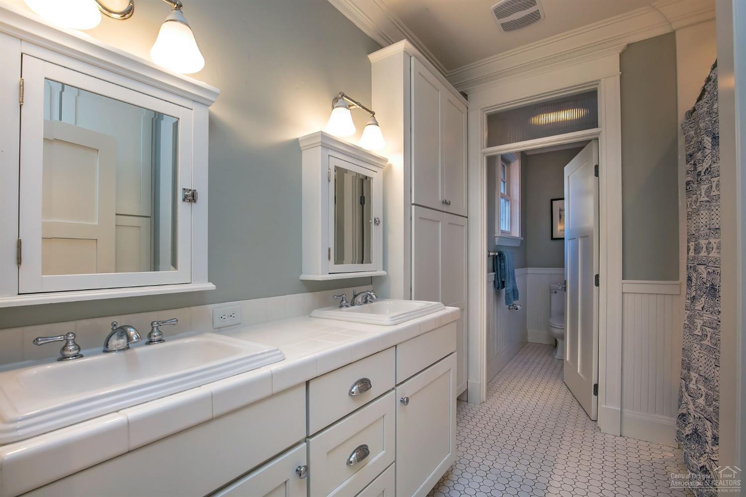 Awbrey Butte - Residential