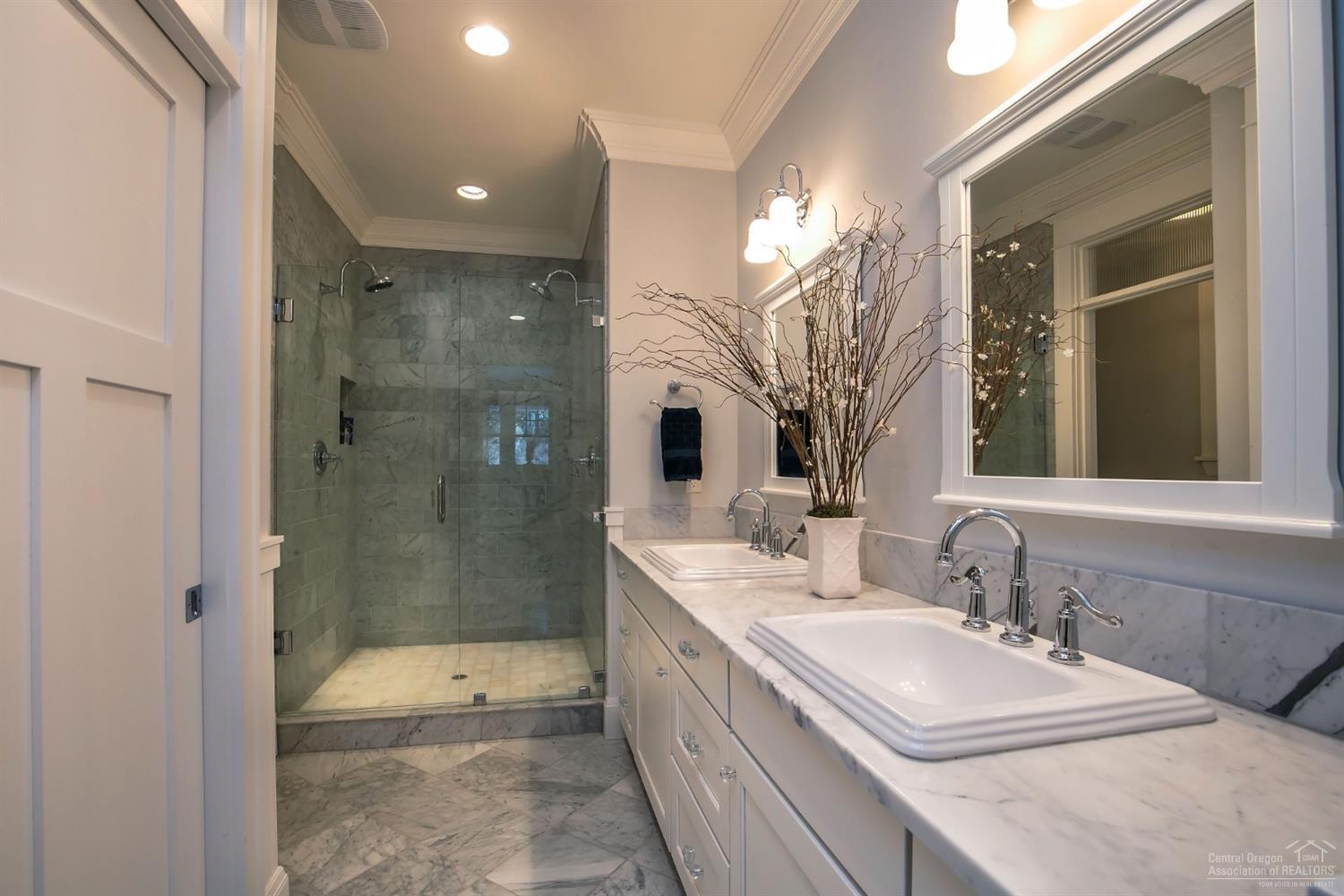 Awbrey Butte - Residential