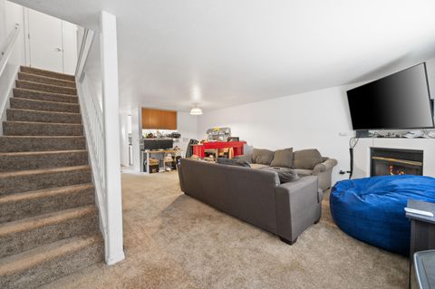 Tiny photo for 2150 SW Canyon Drive, Redmond, OR 97756 (MLS # 220214405)