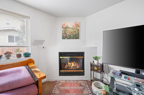 Tiny photo for 2150 SW Canyon Drive, Redmond, OR 97756 (MLS # 220214405)