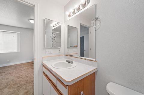 Tiny photo for 2150 SW Canyon Drive, Redmond, OR 97756 (MLS # 220214405)