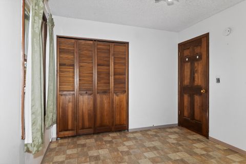 Tiny photo for 450 Fulton Street, Klamath Falls, OR 97601 (MLS # 220215729)