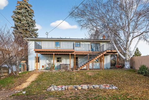 Tiny photo for 450 Fulton Street, Klamath Falls, OR 97601 (MLS # 220215729)