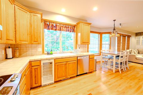 Tiny photo for 3487 Greystone Court, Medford, OR 97504 (MLS # 220211491)