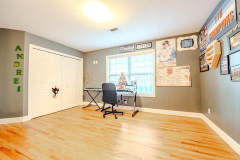 Tiny photo for 3487 Greystone Court, Medford, OR 97504 (MLS # 220211491)