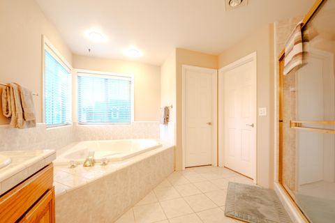 Tiny photo for 3487 Greystone Court, Medford, OR 97504 (MLS # 220211491)