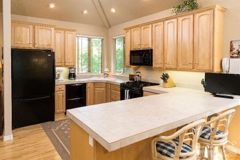 Broken Top - Residential