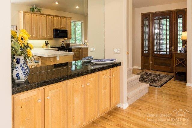 Broken Top - Residential