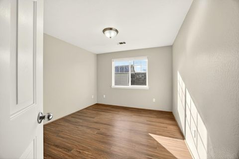 Tiny photo for 1247 Shafer Lane, Medford, OR 97501 (MLS # 220215673)