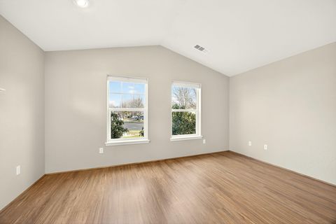 Tiny photo for 1247 Shafer Lane, Medford, OR 97501 (MLS # 220215673)