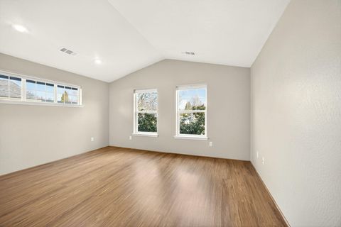 Tiny photo for 1247 Shafer Lane, Medford, OR 97501 (MLS # 220215673)