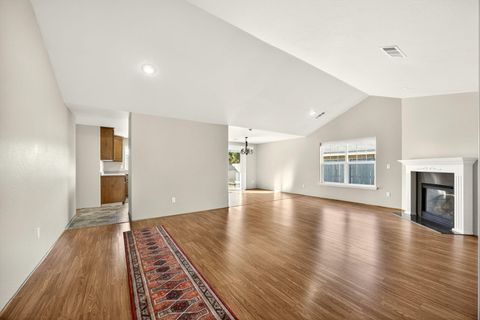 Tiny photo for 1247 Shafer Lane, Medford, OR 97501 (MLS # 220215673)