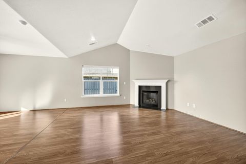 Tiny photo for 1247 Shafer Lane, Medford, OR 97501 (MLS # 220215673)