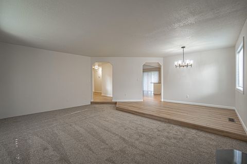 Tiny photo for 3037 Jenero Court, Medford, OR 97504 (MLS # 220212055)