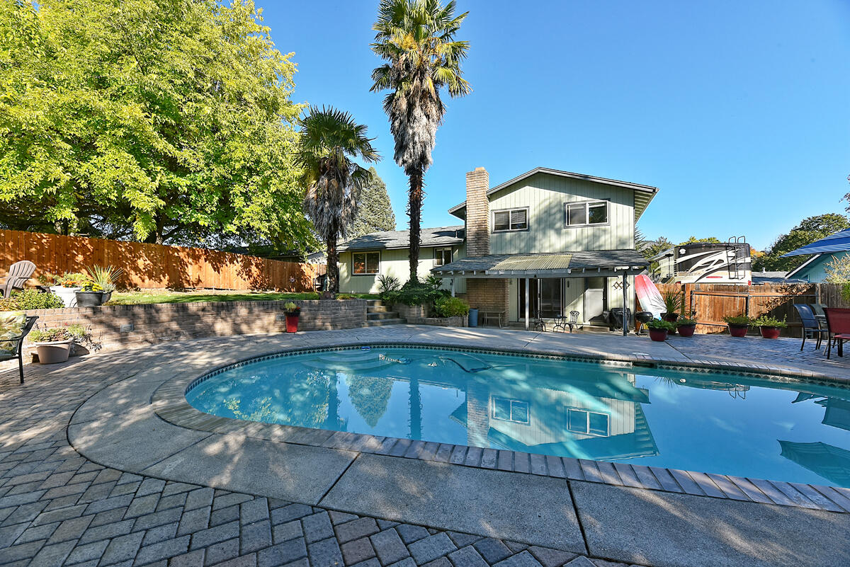 Tropic Isles Estates - Residential