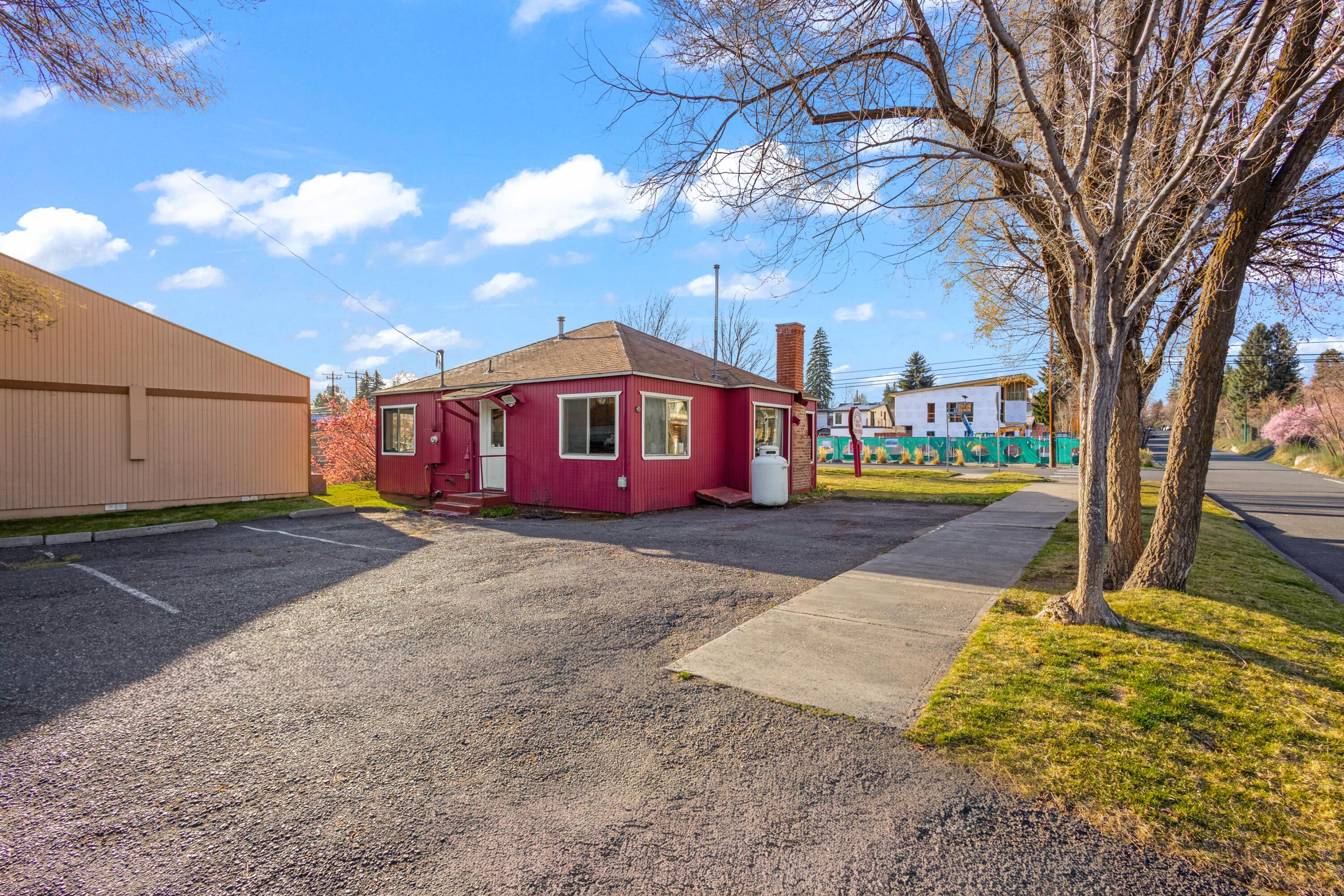 1040 NW Galveston Avenue