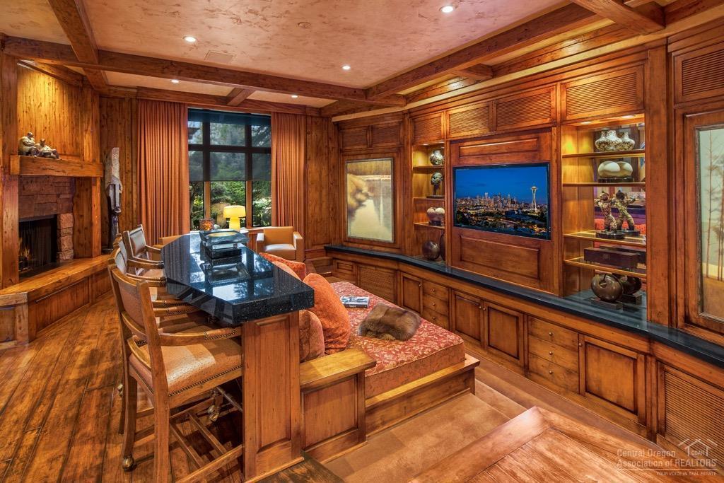 Broken Top - Residential