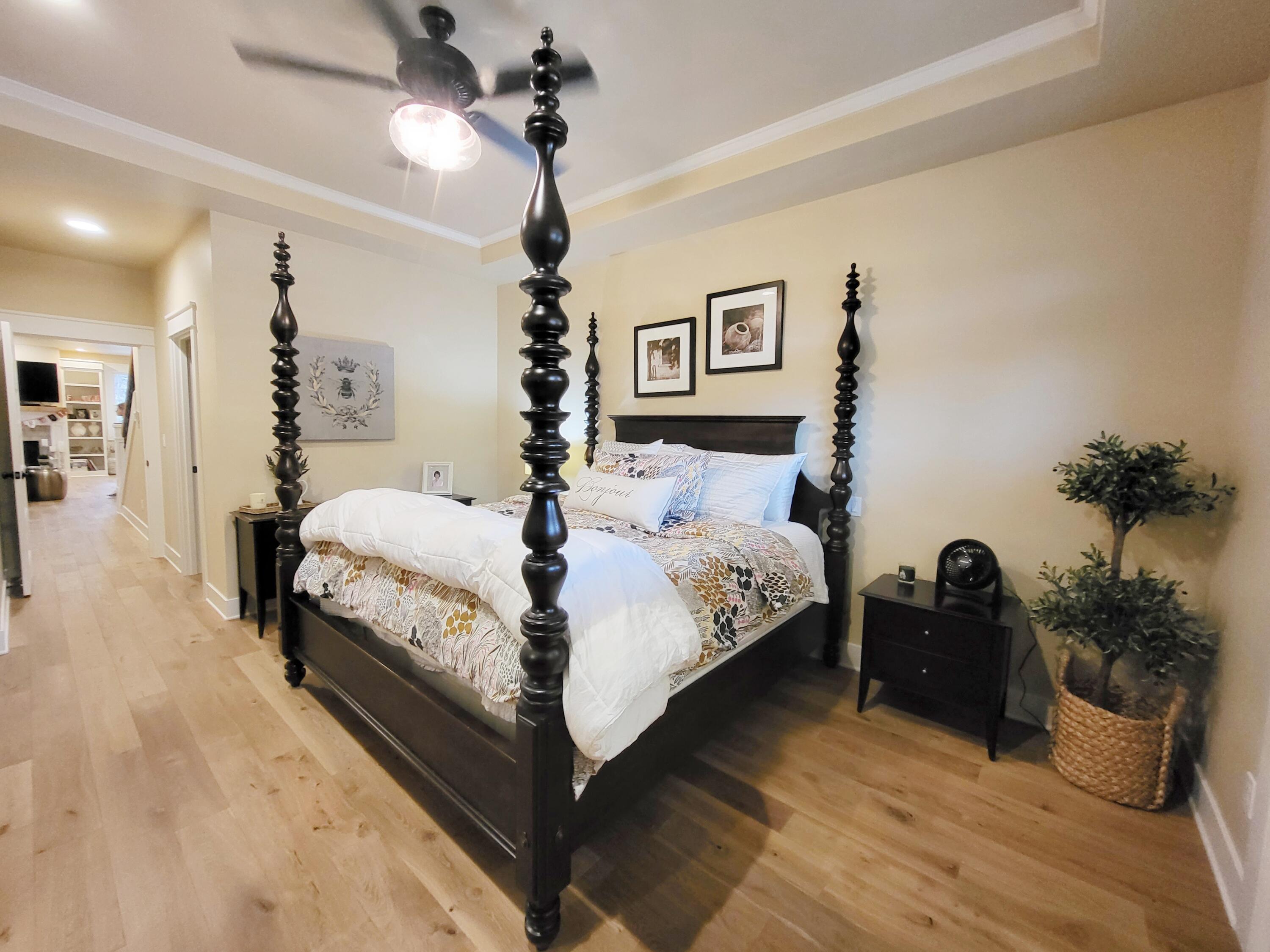 Pine Meadow Vill - Residential