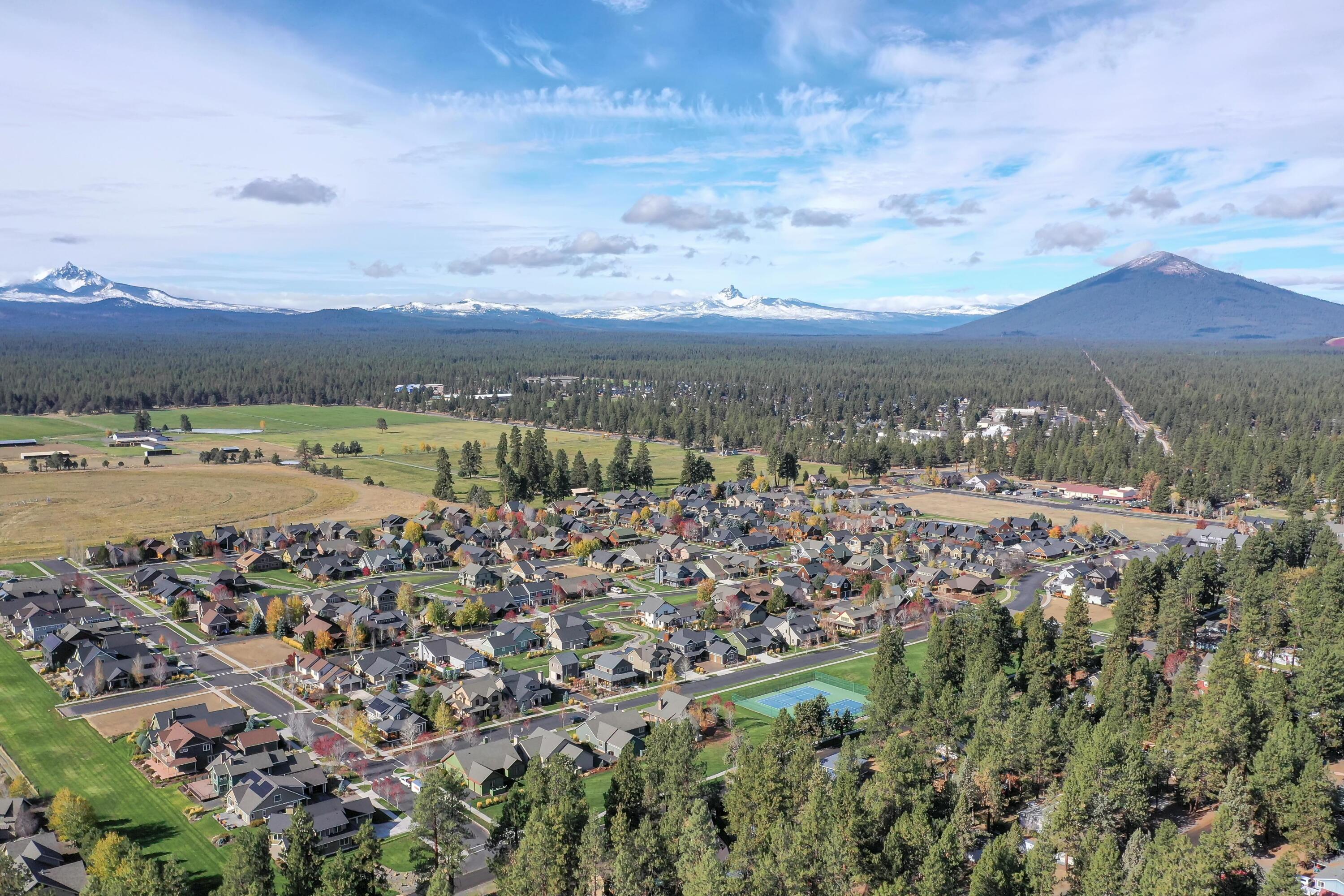 Pine Meadow Vill - Residential