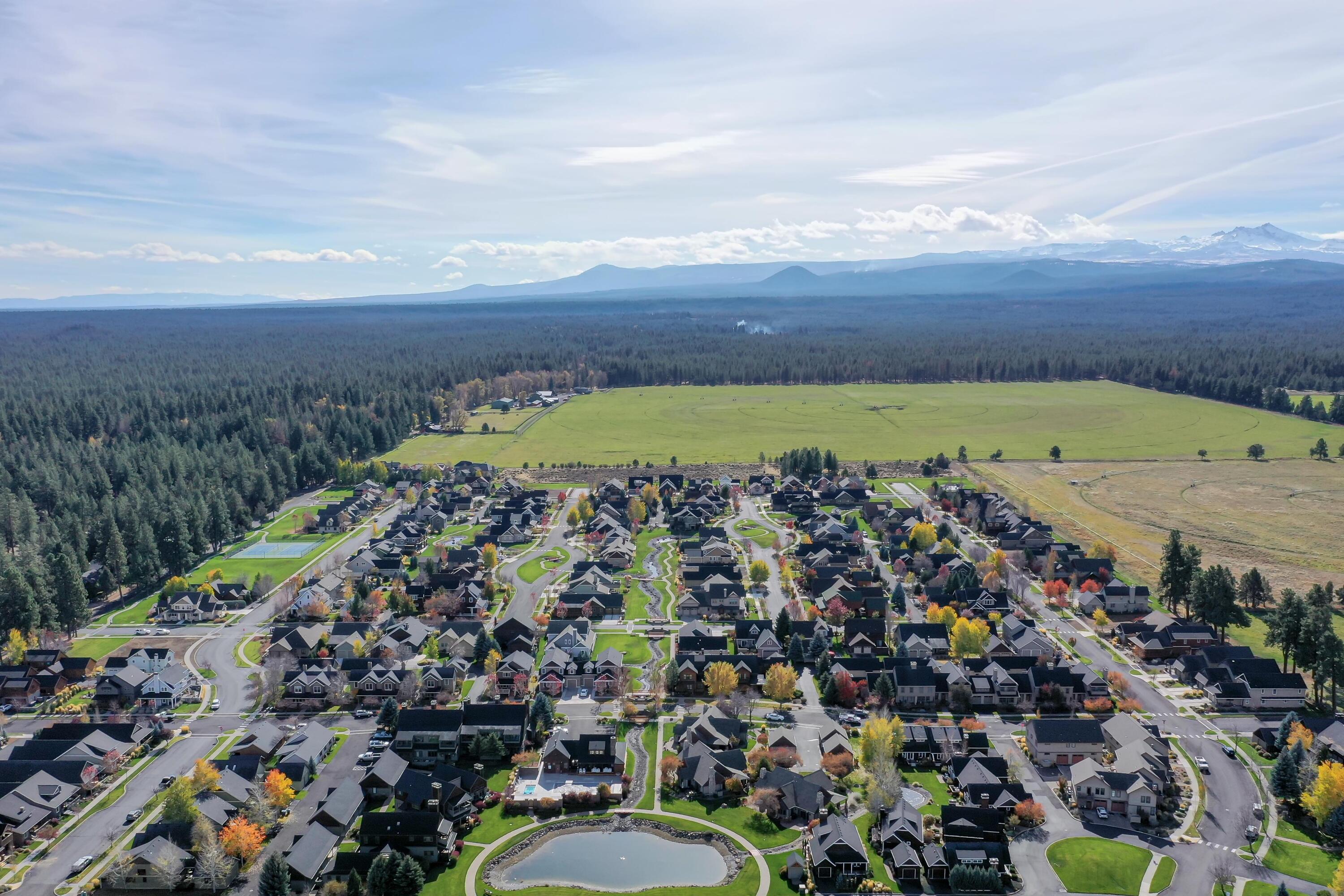 Pine Meadow Vill - Residential