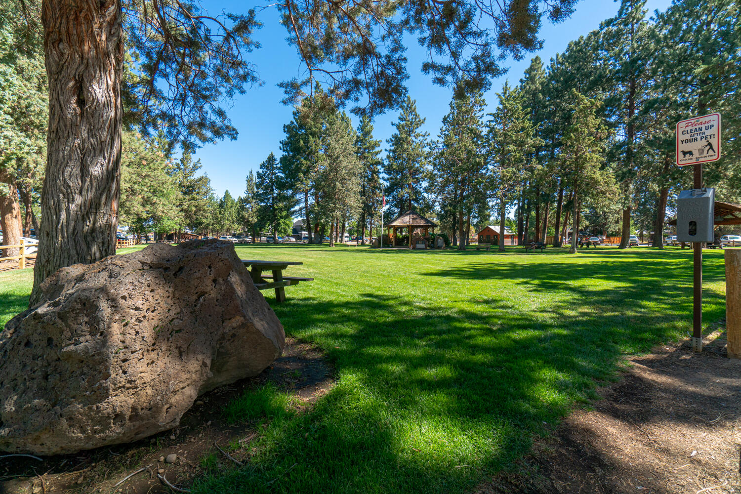 Pine Meadow Vill - Residential