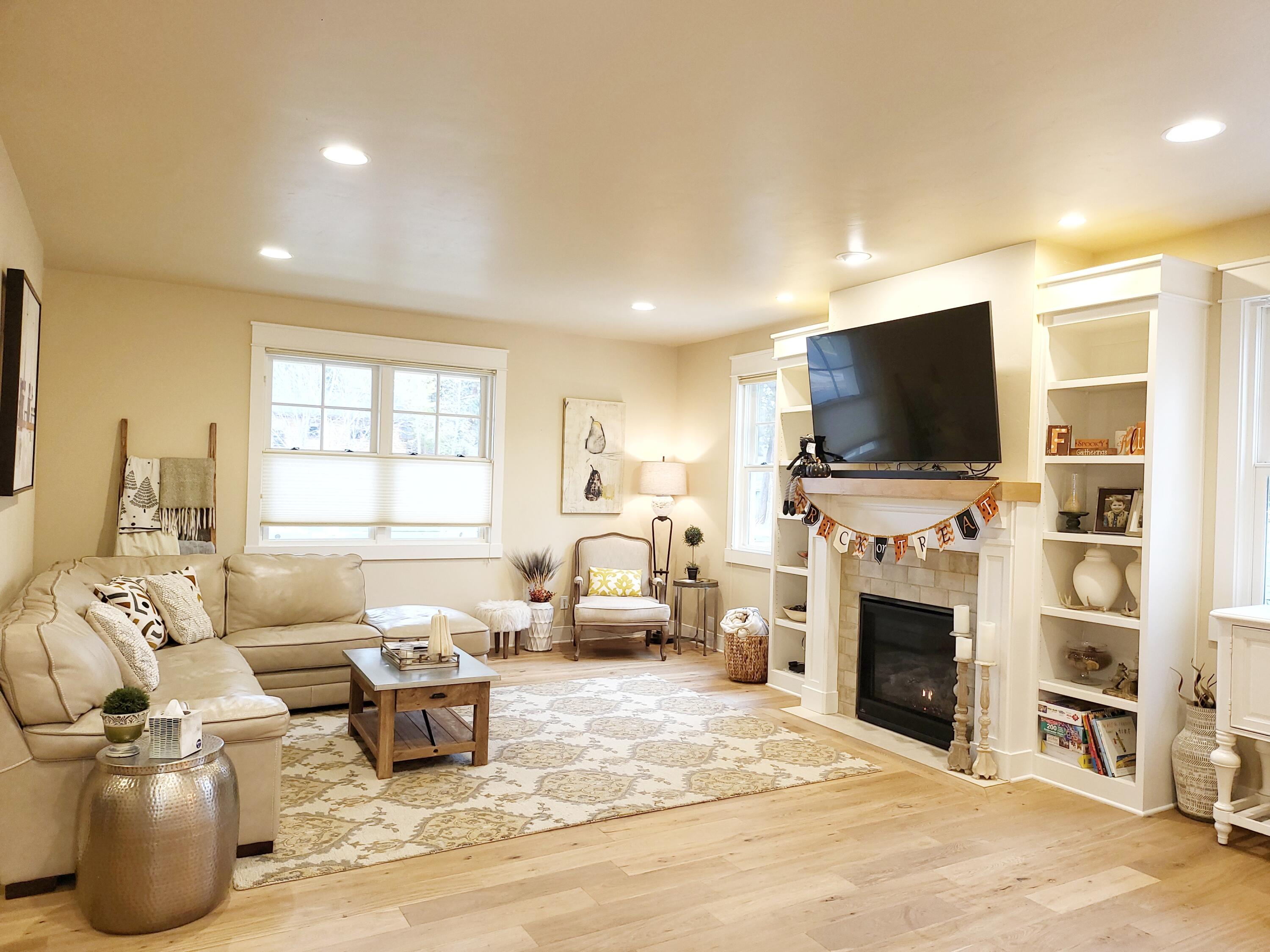 Pine Meadow Vill - Residential