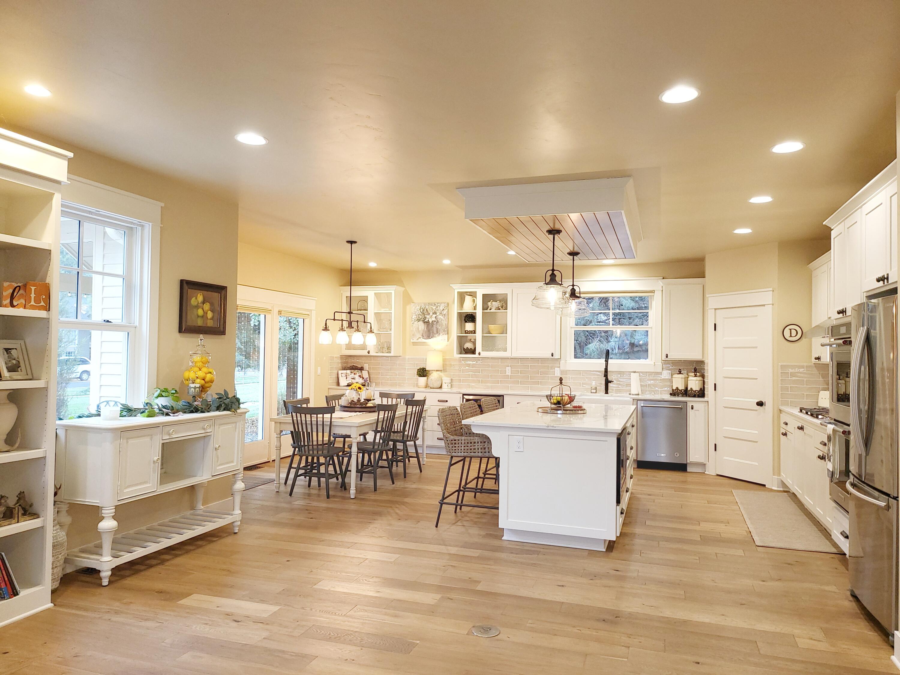 Pine Meadow Vill - Residential