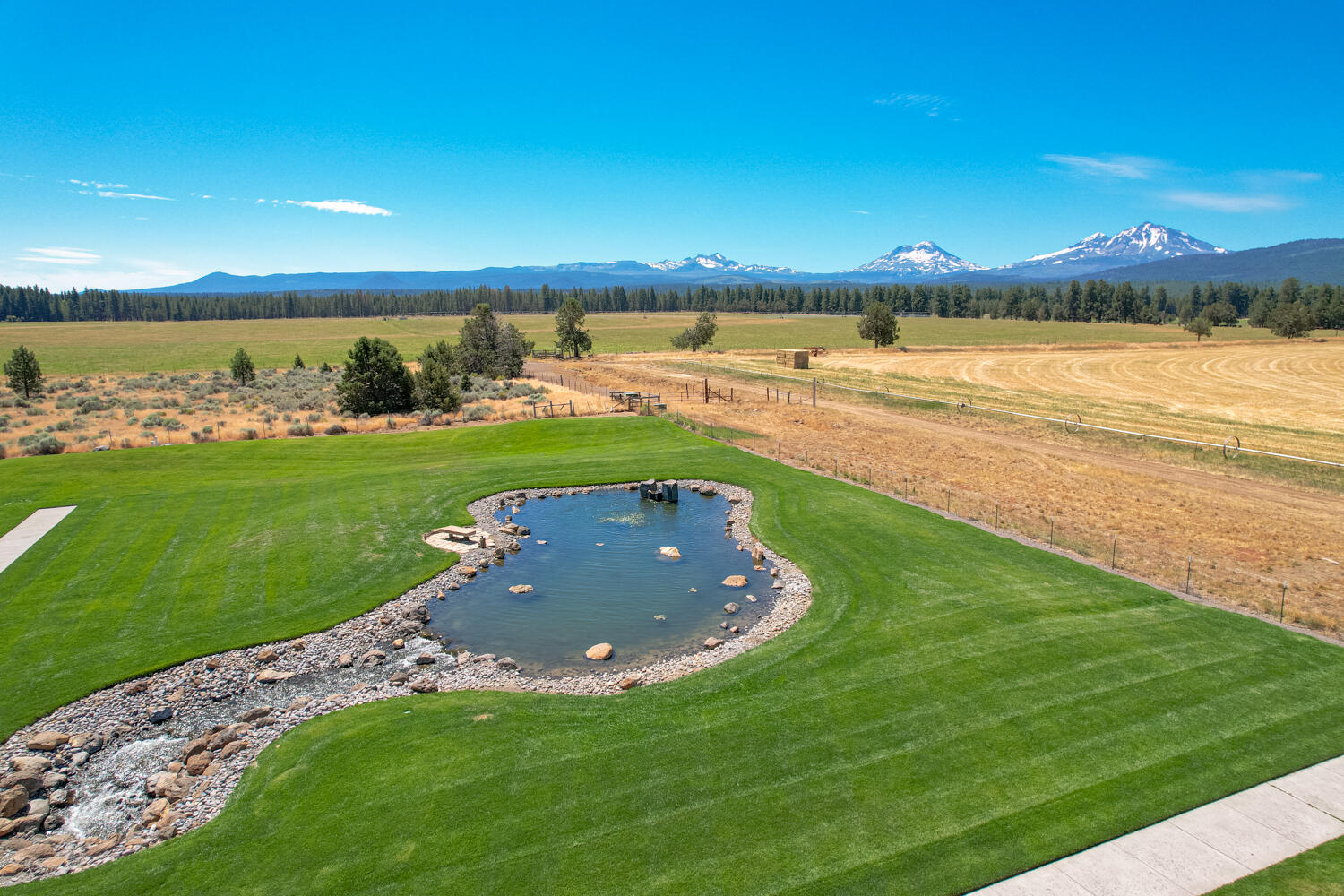 Pine Meadow Vill - Residential