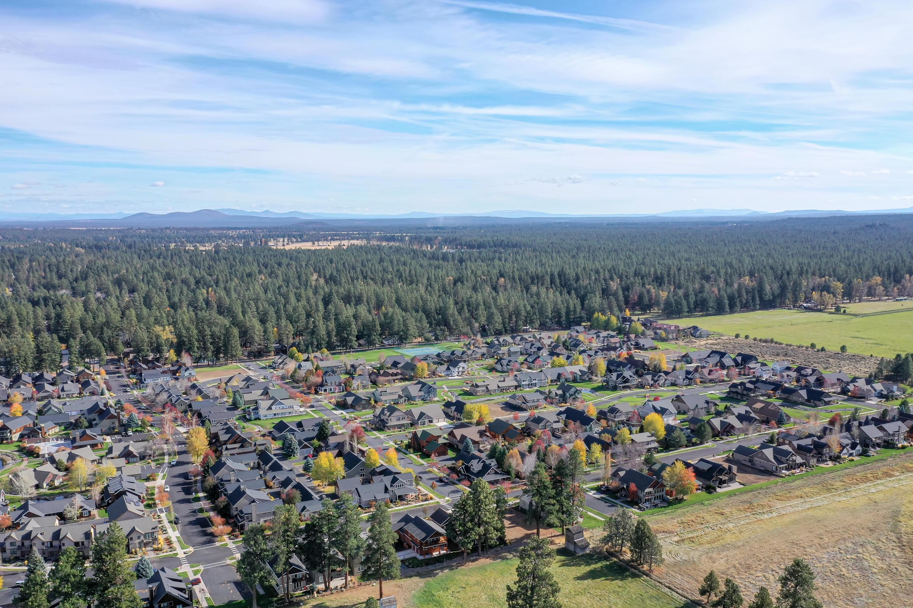 Pine Meadow Vill - Residential