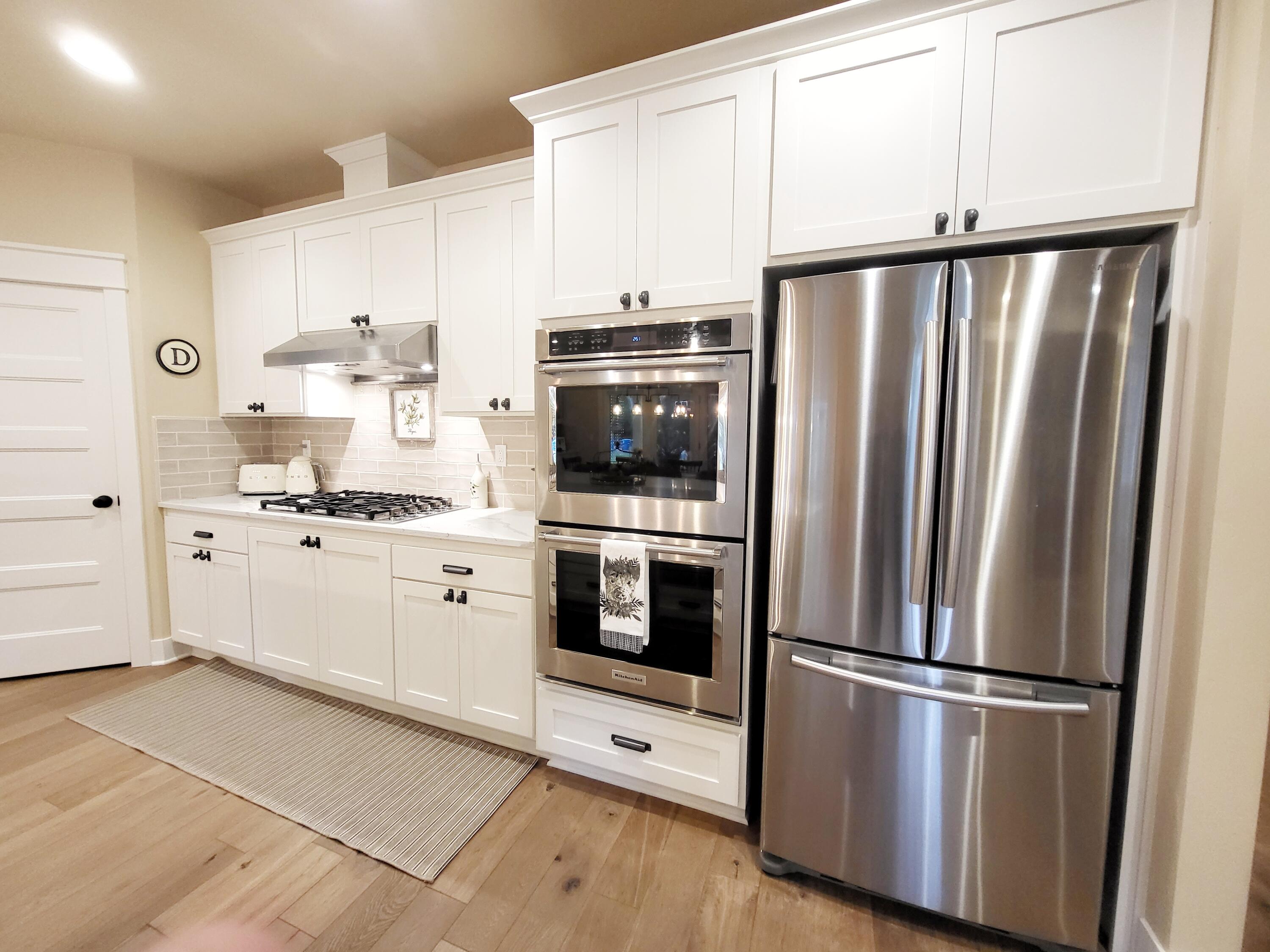 Pine Meadow Vill - Residential