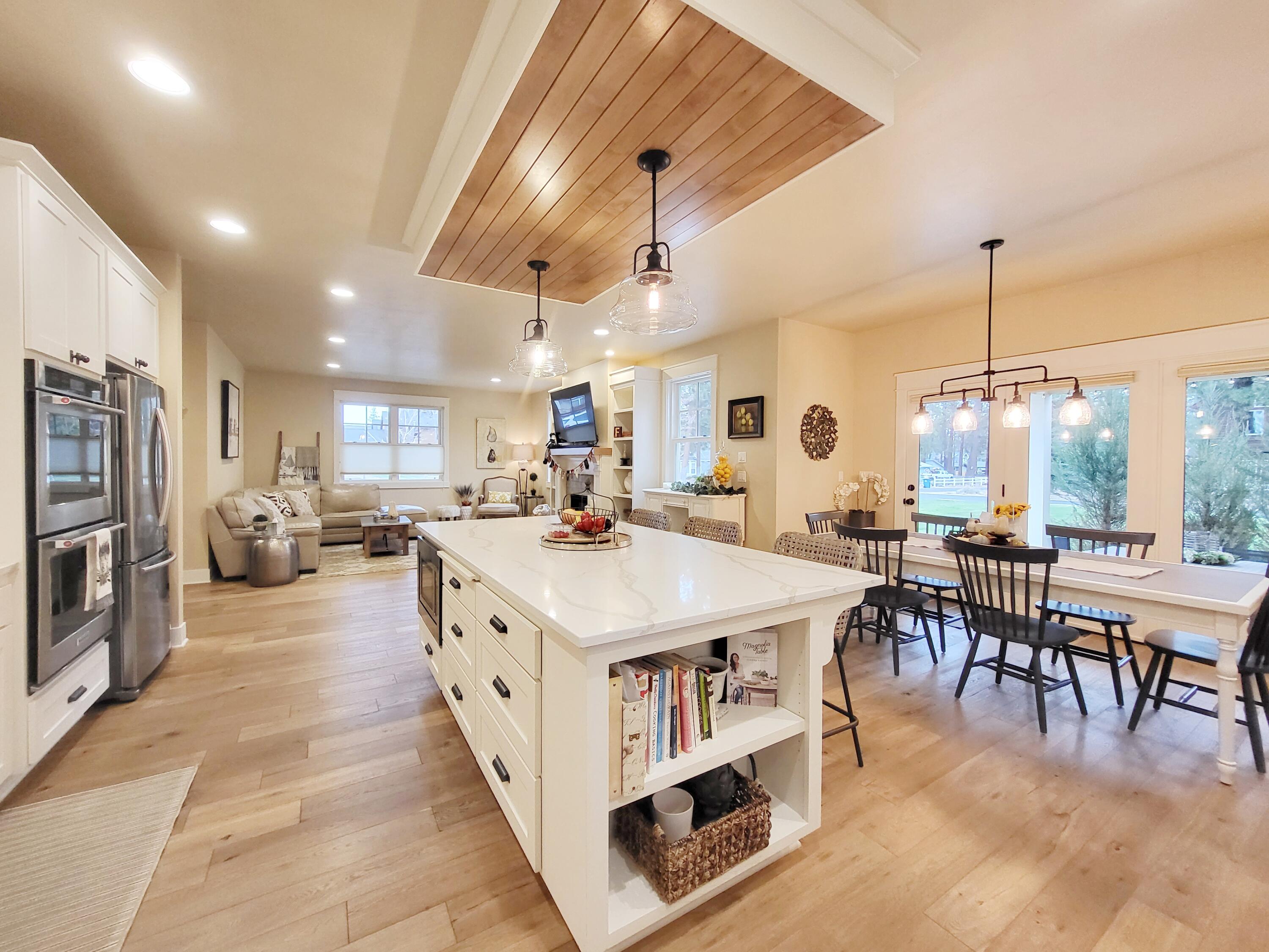 Pine Meadow Vill - Residential