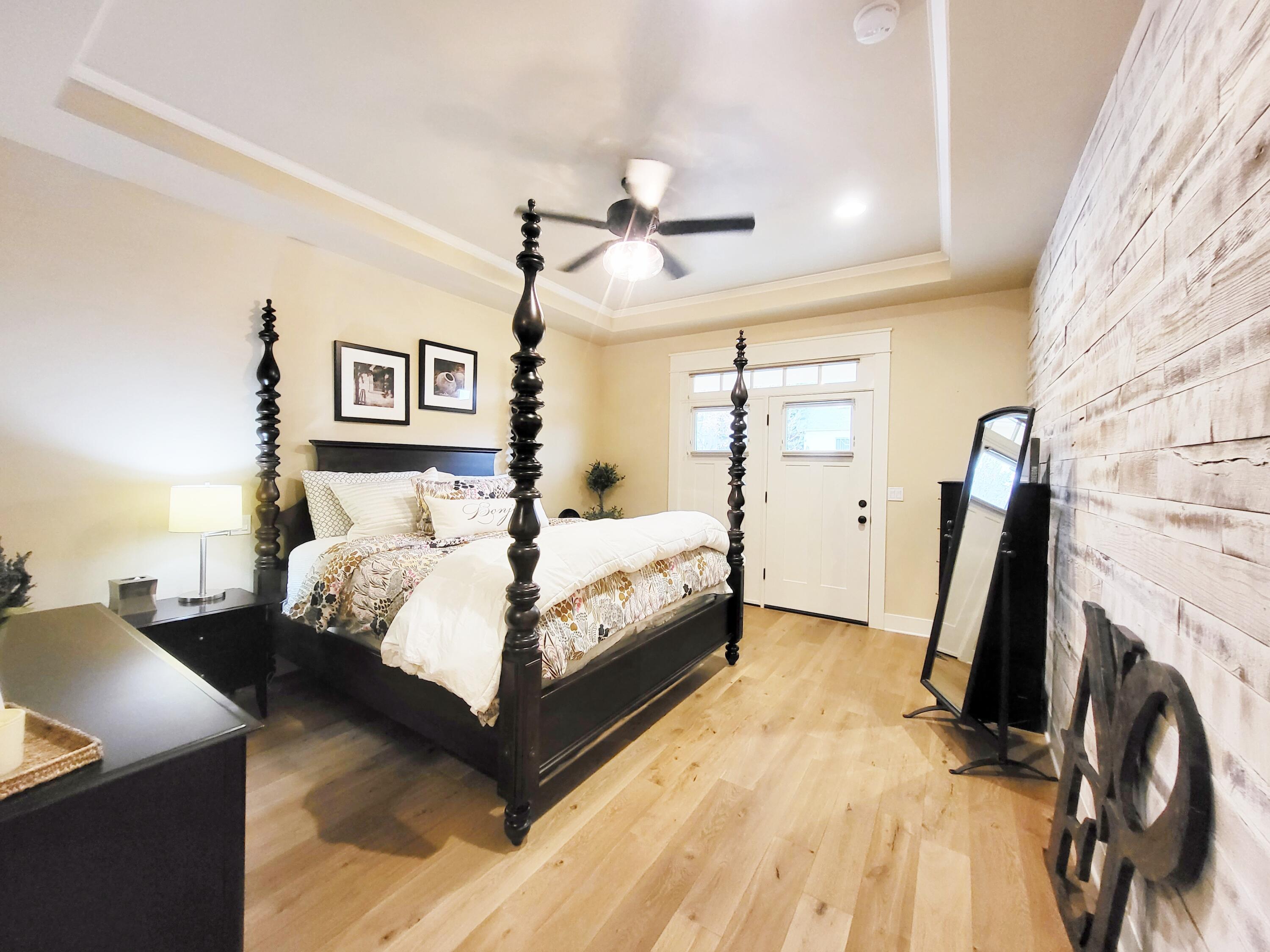 Pine Meadow Vill - Residential