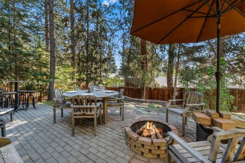 Tiny photo for 1581 NW City Heights Drive, Bend, OR 97703 (MLS # 220227098)