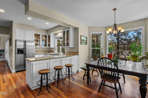 Tiny photo for 1581 NW City Heights Drive, Bend, OR 97703 (MLS # 220227098)