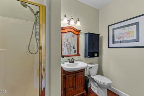 Tiny photo for 1581 NW City Heights Drive, Bend, OR 97703 (MLS # 220227098)