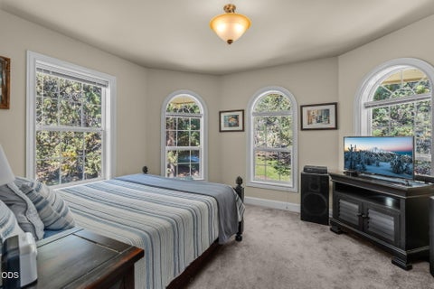 Tiny photo for 1581 NW City Heights Drive, Bend, OR 97703 (MLS # 220227098)