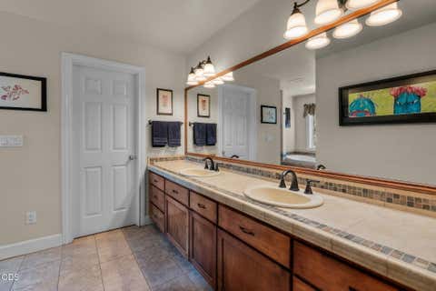 Tiny photo for 1581 NW City Heights Drive, Bend, OR 97703 (MLS # 220227098)