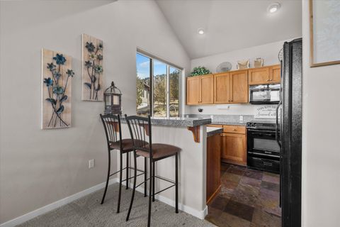 Tiny photo for 10879 Village Loop, Redmond, OR 97756 (MLS # 220217188)