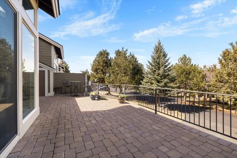 Tiny photo for 10879 Village Loop, Redmond, OR 97756 (MLS # 220217188)