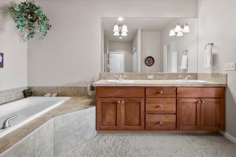 Tiny photo for 10879 Village Loop, Redmond, OR 97756 (MLS # 220217188)