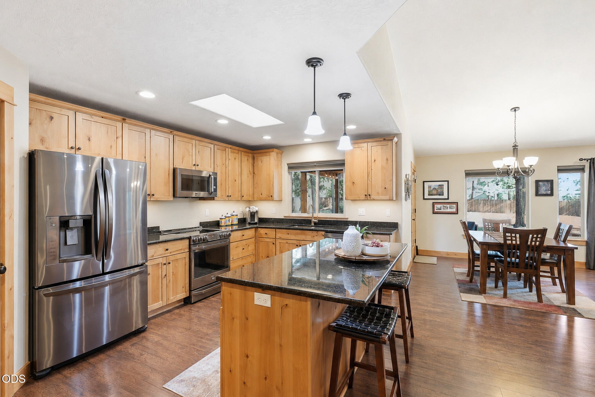 17024 Kingsburg Road