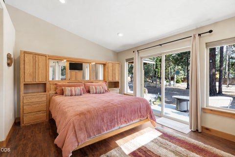 Tiny photo for 17024 Kingsburg Road, Bend, OR 97707 (MLS # 220226977)