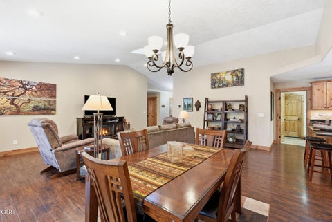 Tiny photo for 17024 Kingsburg Road, Bend, OR 97707 (MLS # 220226977)