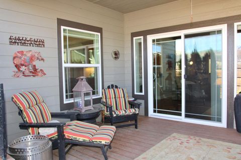 Tiny photo for 6409 Orinda Drive, Klamath Falls, OR 97603 (MLS # 220216730)