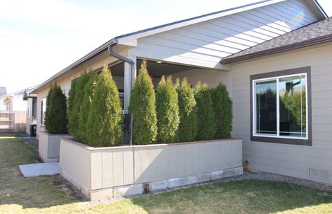 Tiny photo for 6409 Orinda Drive, Klamath Falls, OR 97603 (MLS # 220216730)