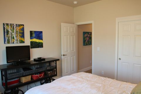 Tiny photo for 6409 Orinda Drive, Klamath Falls, OR 97603 (MLS # 220216730)